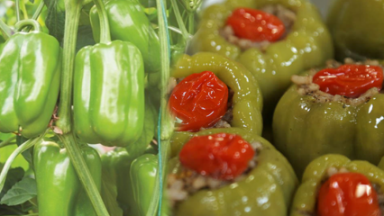 Jaké jsou výhody plněné papriky? Jaké je použití plněných paprik s olivovým olejem?
