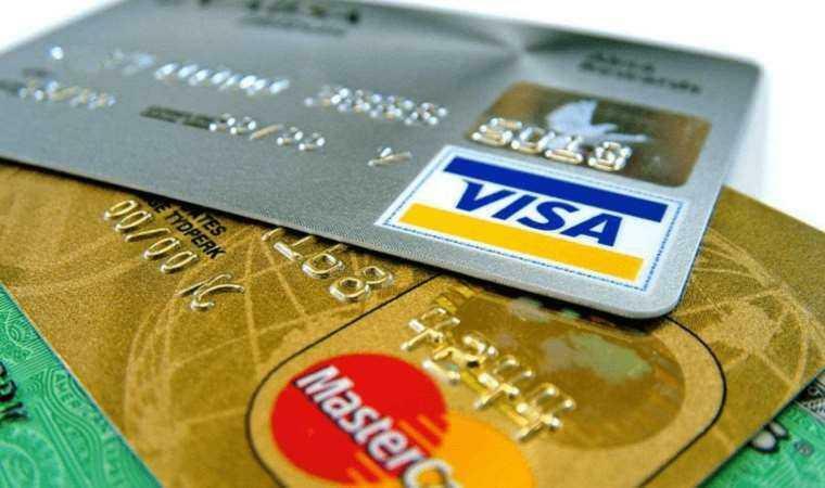 Je přípustné nakupovat zlato kreditní kartou?