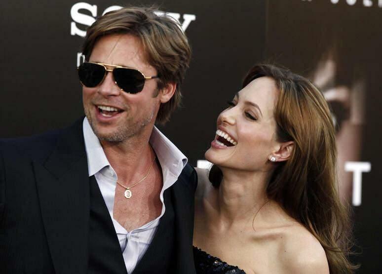 Angelina Jolie Brad Pitt znovu žaloval