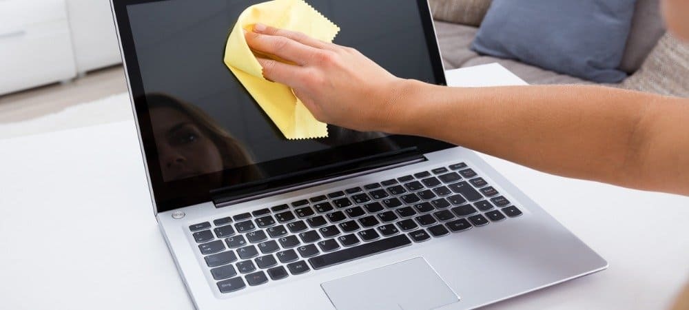 čistý-laptop-počítač-obrazovka-touchscreen-featured