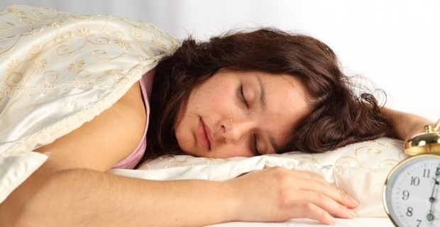 stavy, které způsobují pocení při spánku v noci