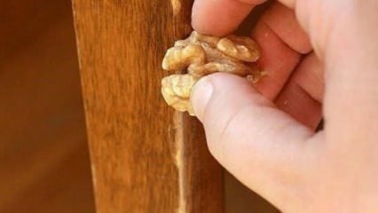 Jak získáte škrábance z dřevěného nábytku?